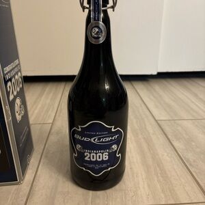 COLTS 2006 COMMEMORATIVE BUD LIGHT 1 QT BOTTLE